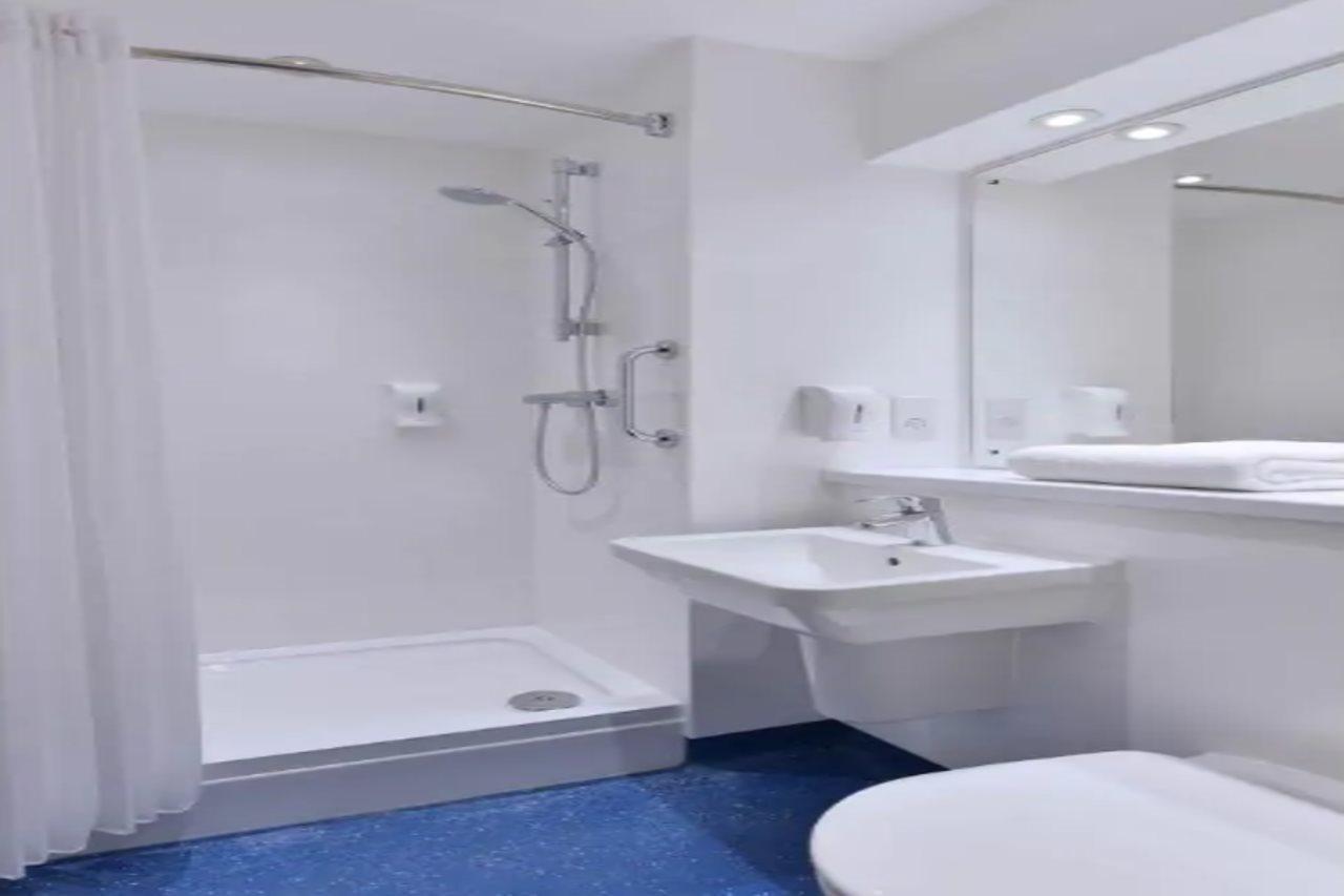 Travelodge Ludlow Woofferton Екстер'єр фото